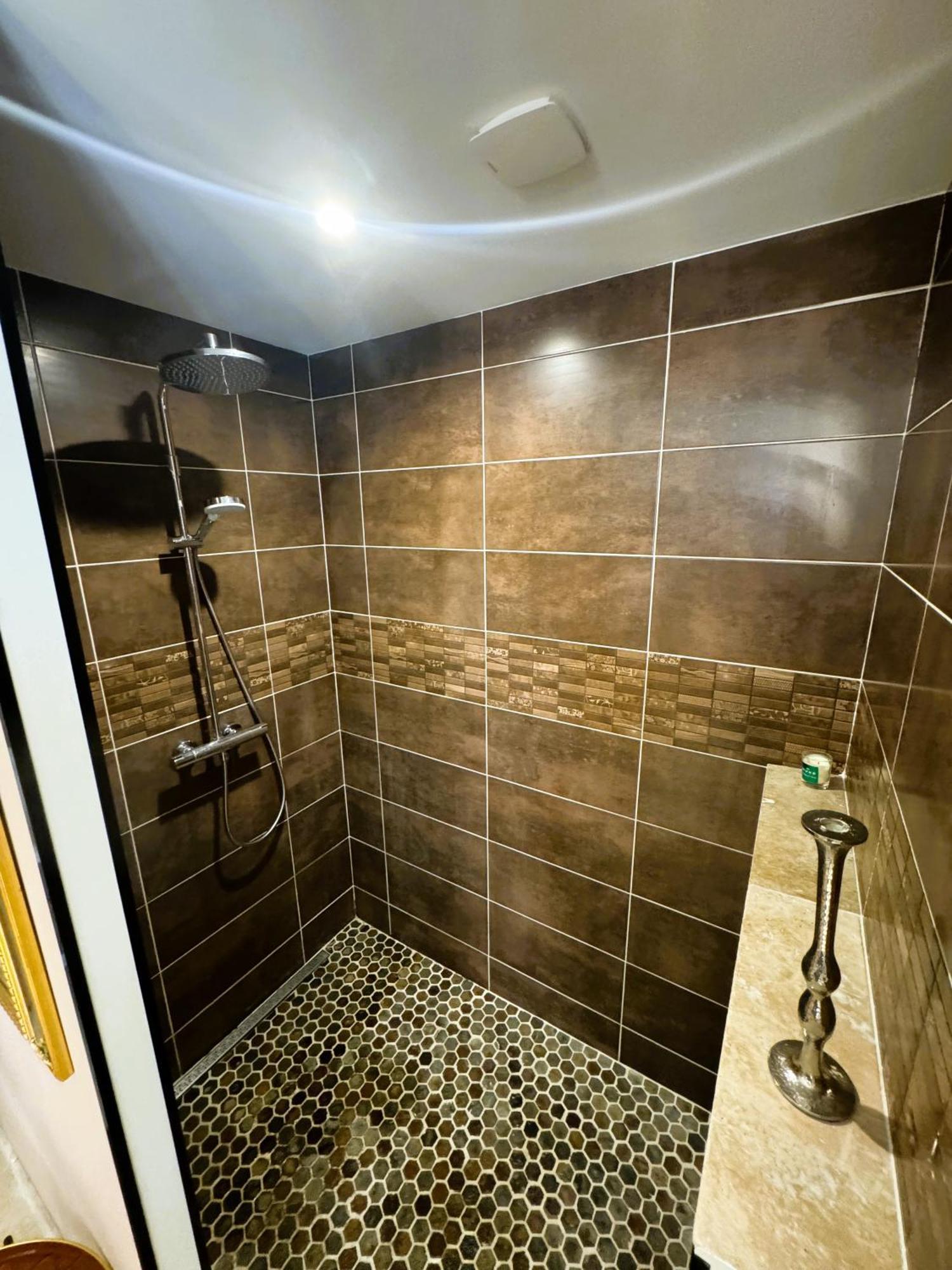 Le Dix - Classic Room - Vallabrix Proche Uzes Dış mekan fotoğraf