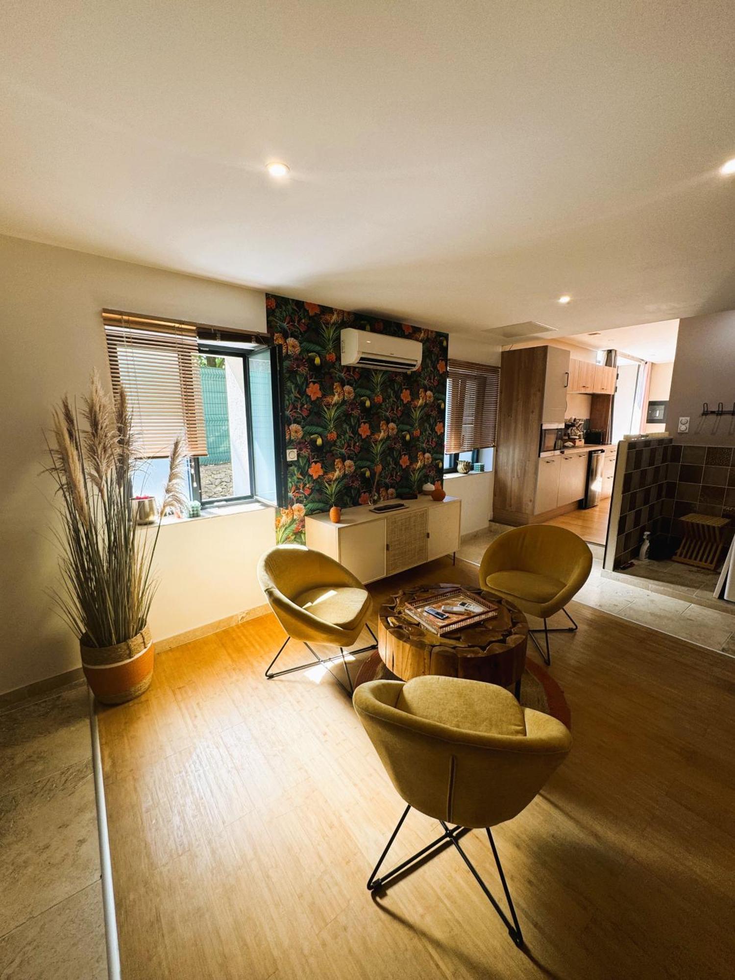 Le Dix - Classic Room - Vallabrix Proche Uzes Dış mekan fotoğraf