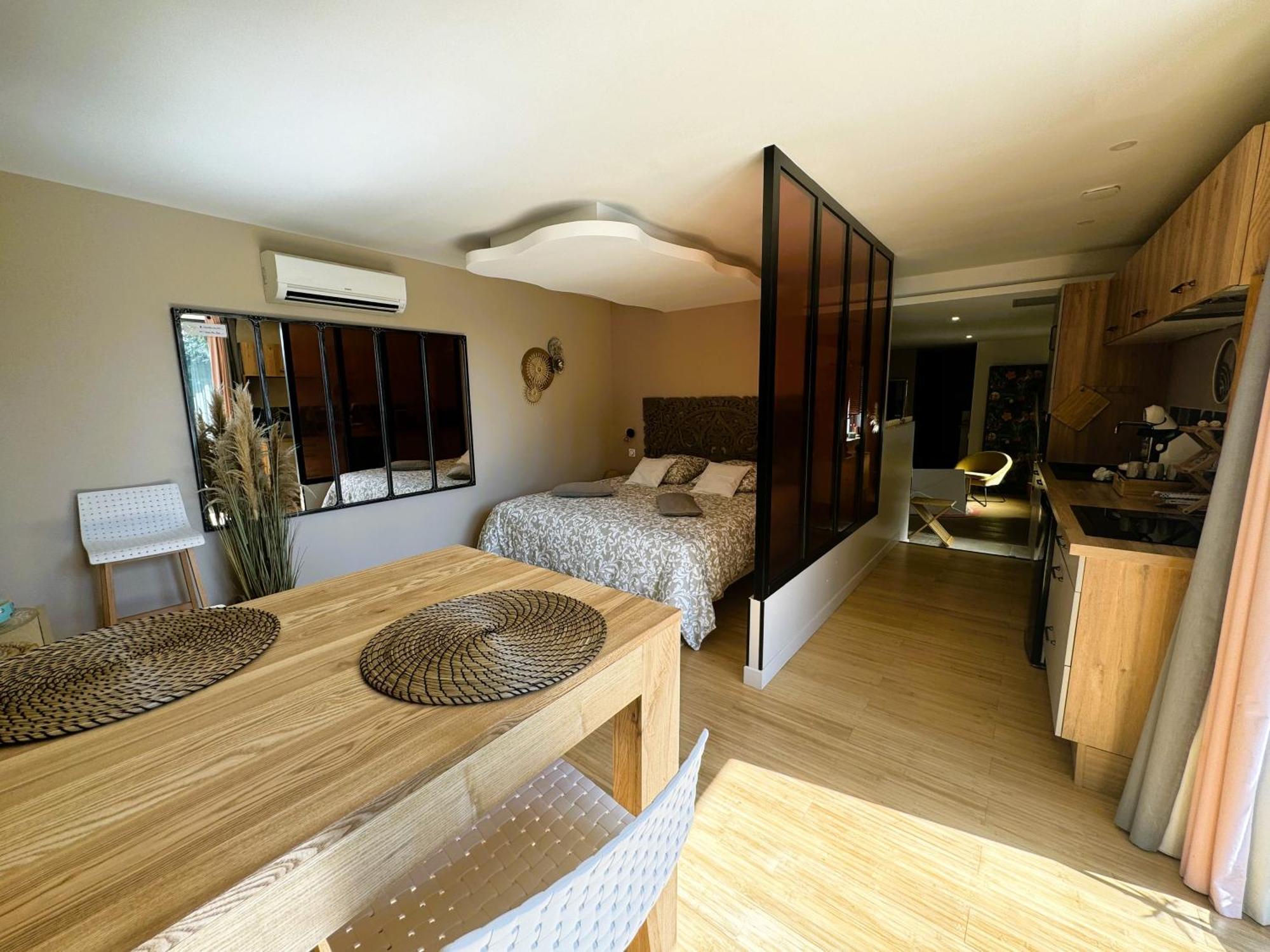 Le Dix - Classic Room - Vallabrix Proche Uzes Dış mekan fotoğraf