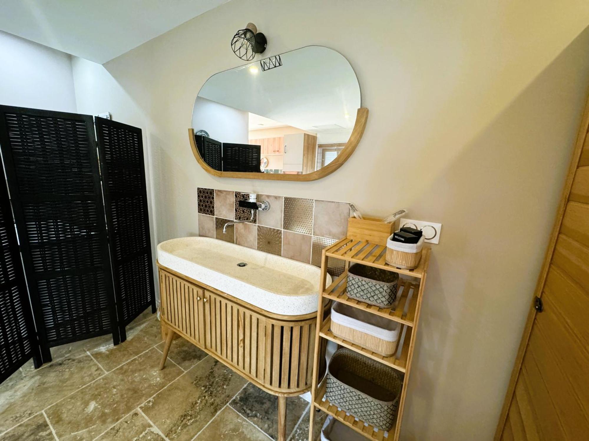 Le Dix - Classic Room - Vallabrix Proche Uzes Dış mekan fotoğraf